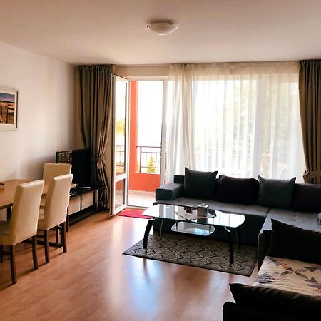 Beautiful Apartment Right By The Sea, スヴェティ・ヴラス エクステリア 写真