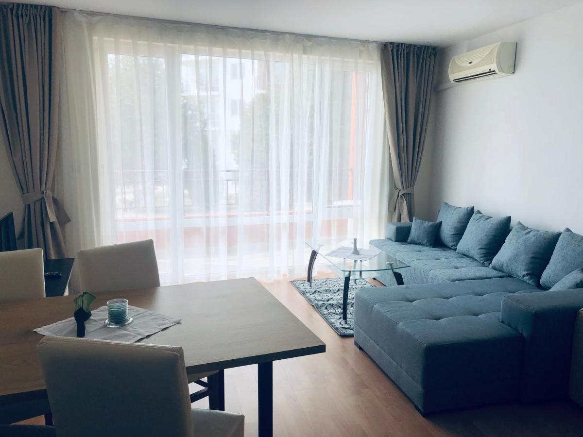 Beautiful Apartment Right By The Sea, スヴェティ・ヴラス エクステリア 写真
