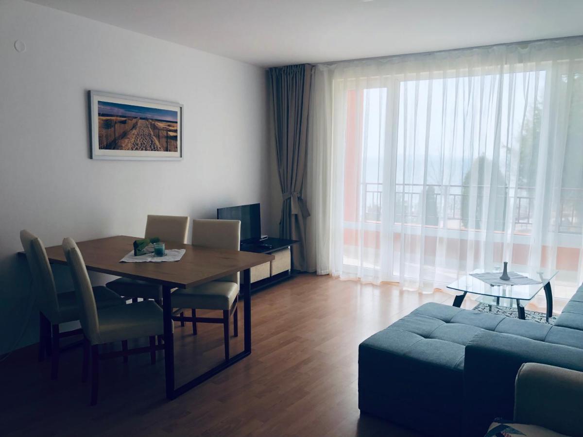 Beautiful Apartment Right By The Sea, スヴェティ・ヴラス エクステリア 写真