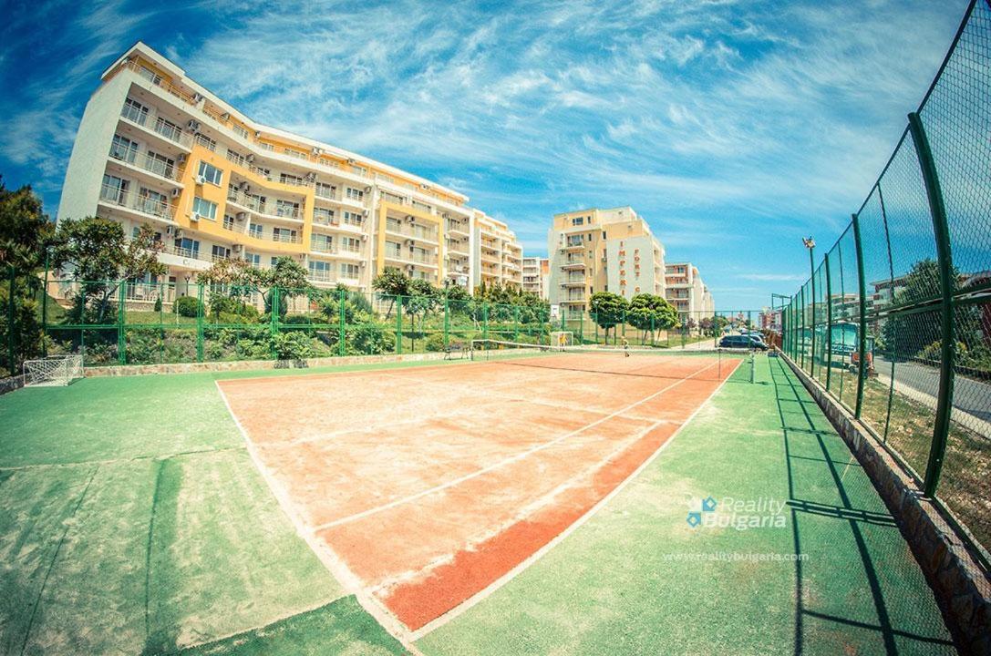 Beautiful Apartment Right By The Sea, スヴェティ・ヴラス エクステリア 写真